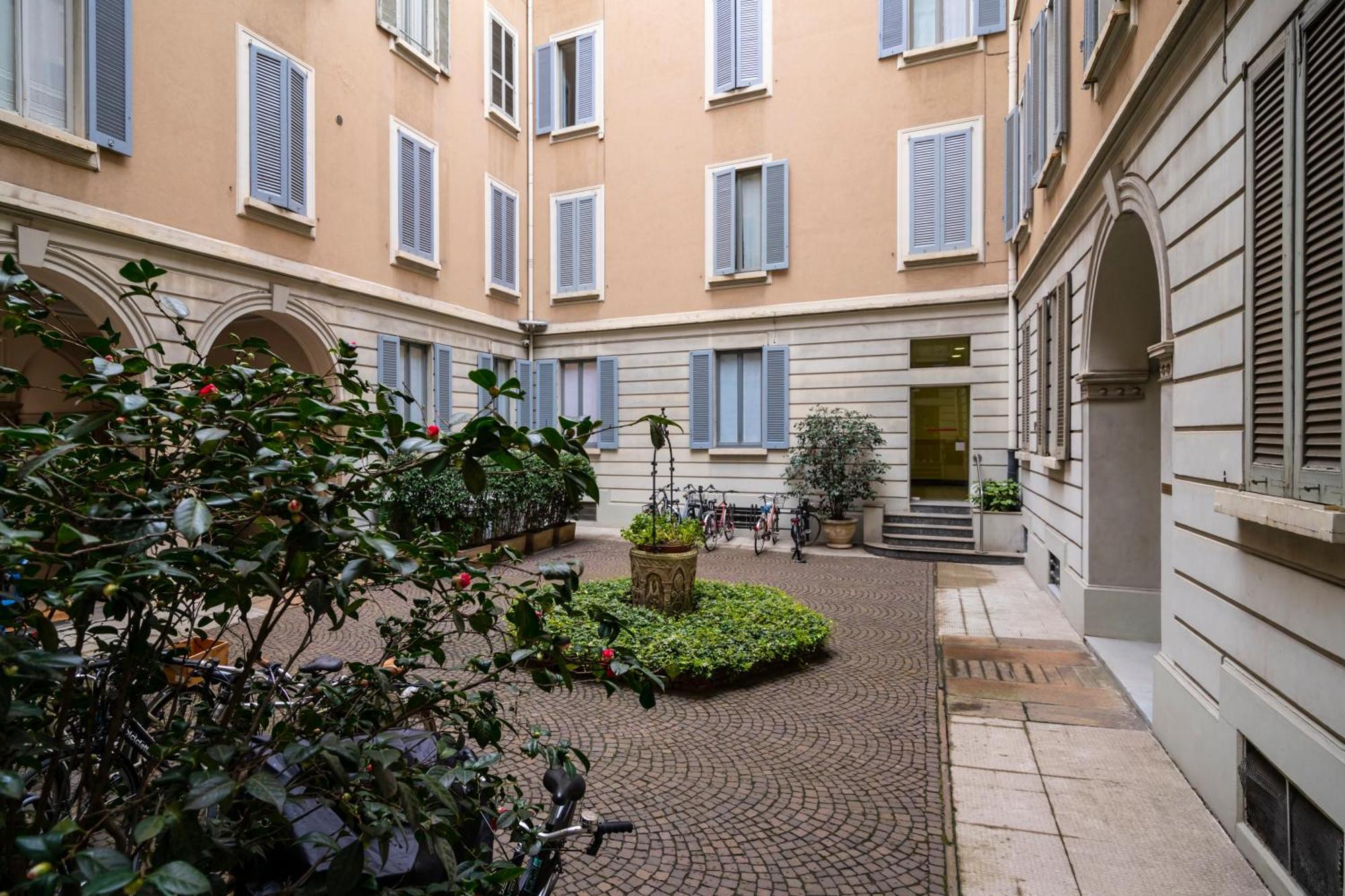 Real Jewel In Cadorna * Mailand